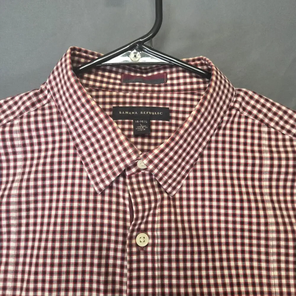 Banana Republic‎ Men’s Check Button down shirt Size L Red Black